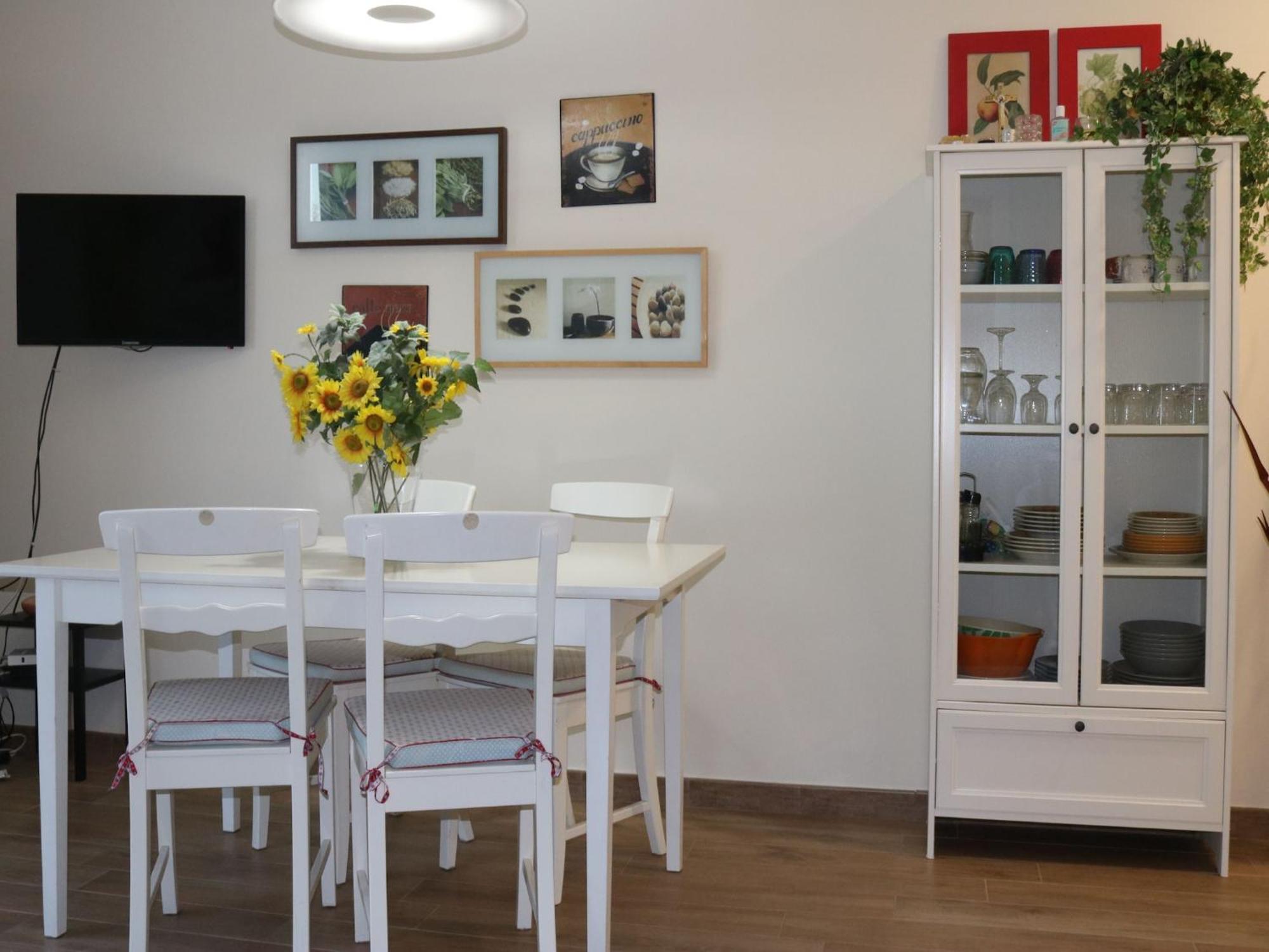 Enticing Holiday Home In Lazise With Swimming Pool Εξωτερικό φωτογραφία