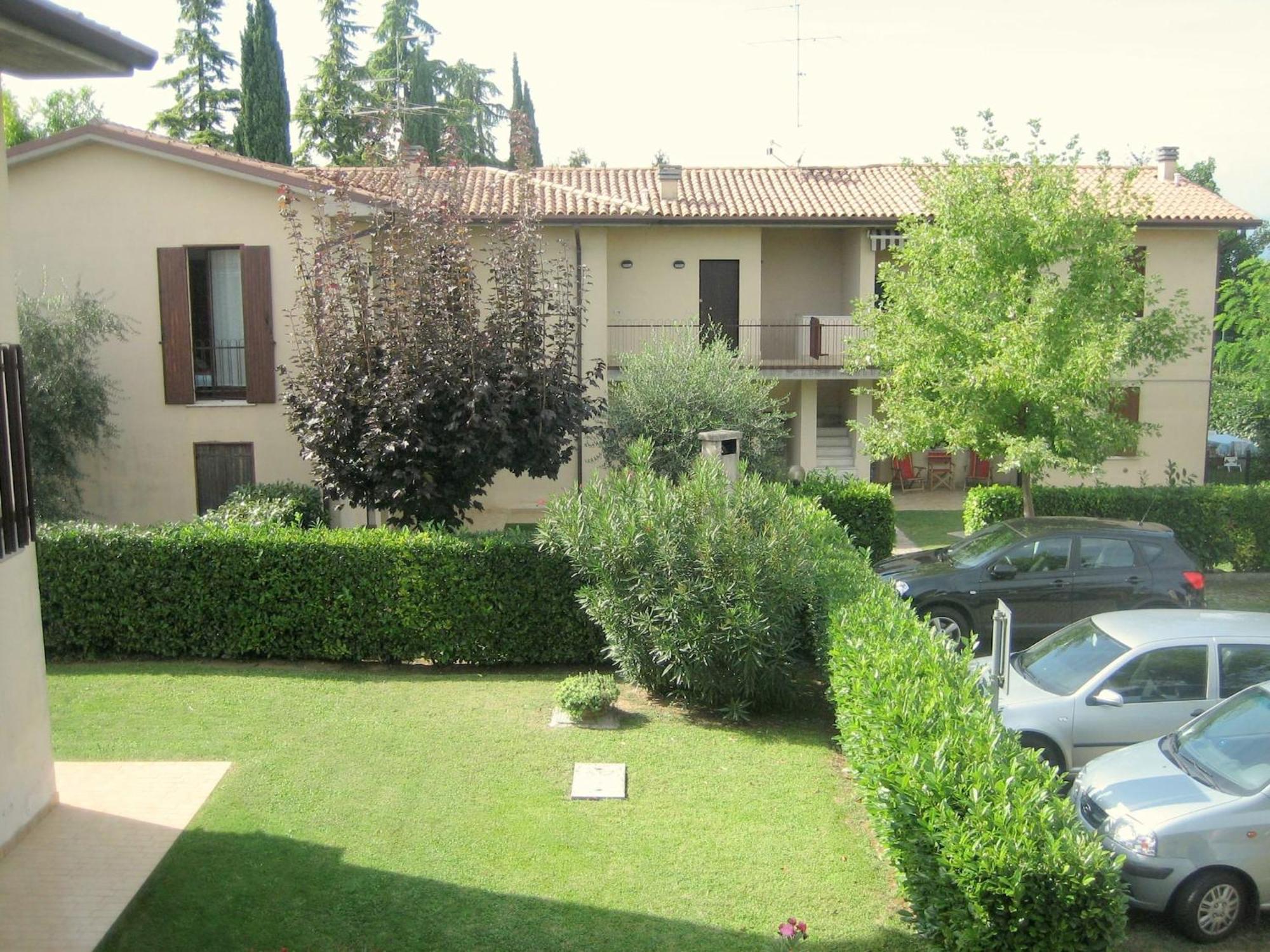 Enticing Holiday Home In Lazise With Swimming Pool Εξωτερικό φωτογραφία