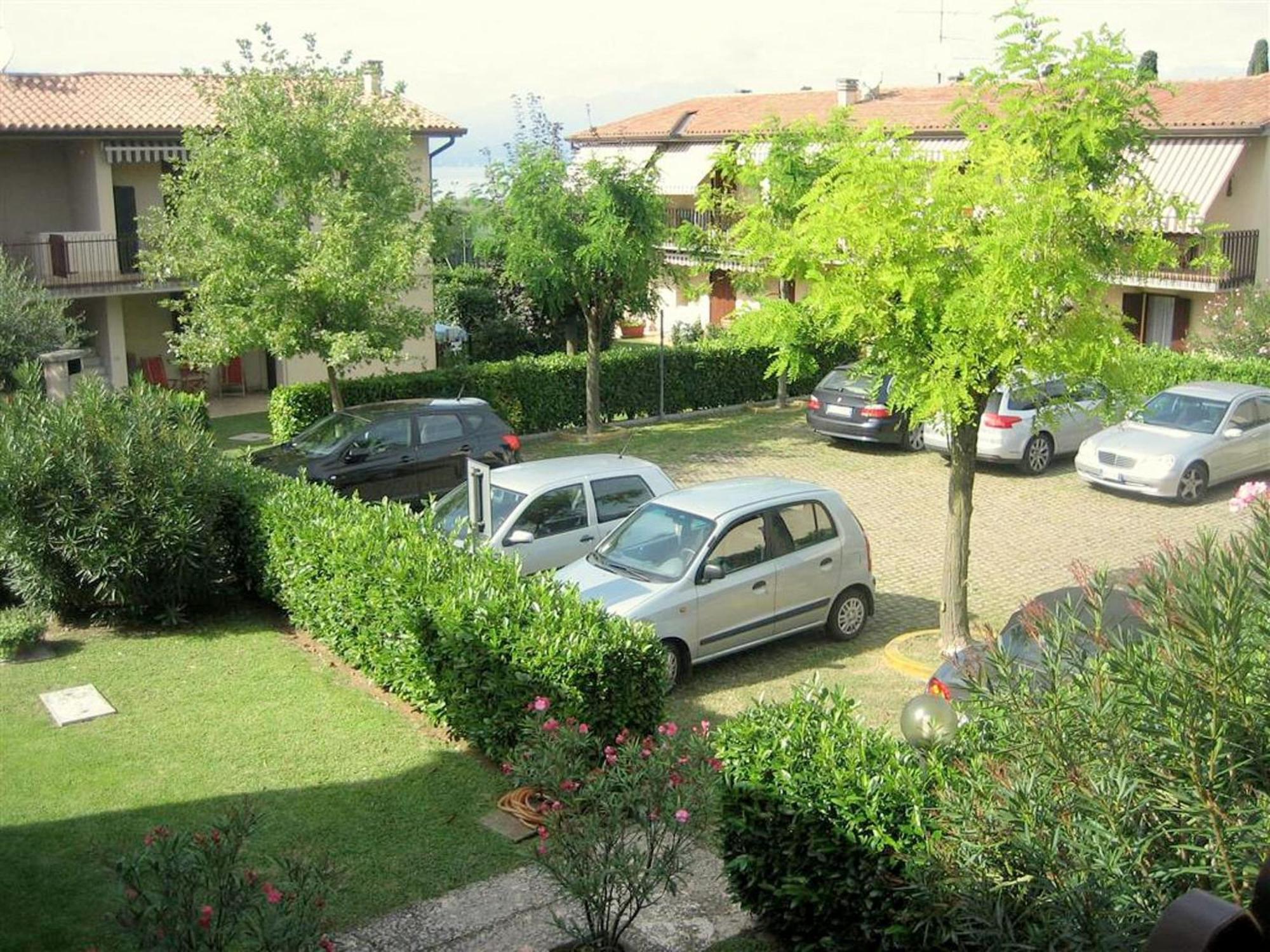 Enticing Holiday Home In Lazise With Swimming Pool Εξωτερικό φωτογραφία
