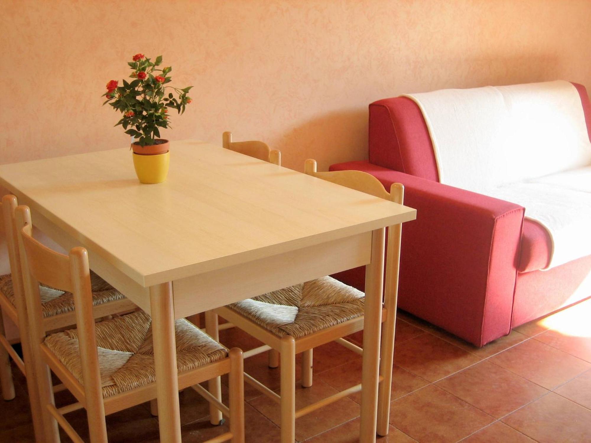 Enticing Holiday Home In Lazise With Swimming Pool Εξωτερικό φωτογραφία